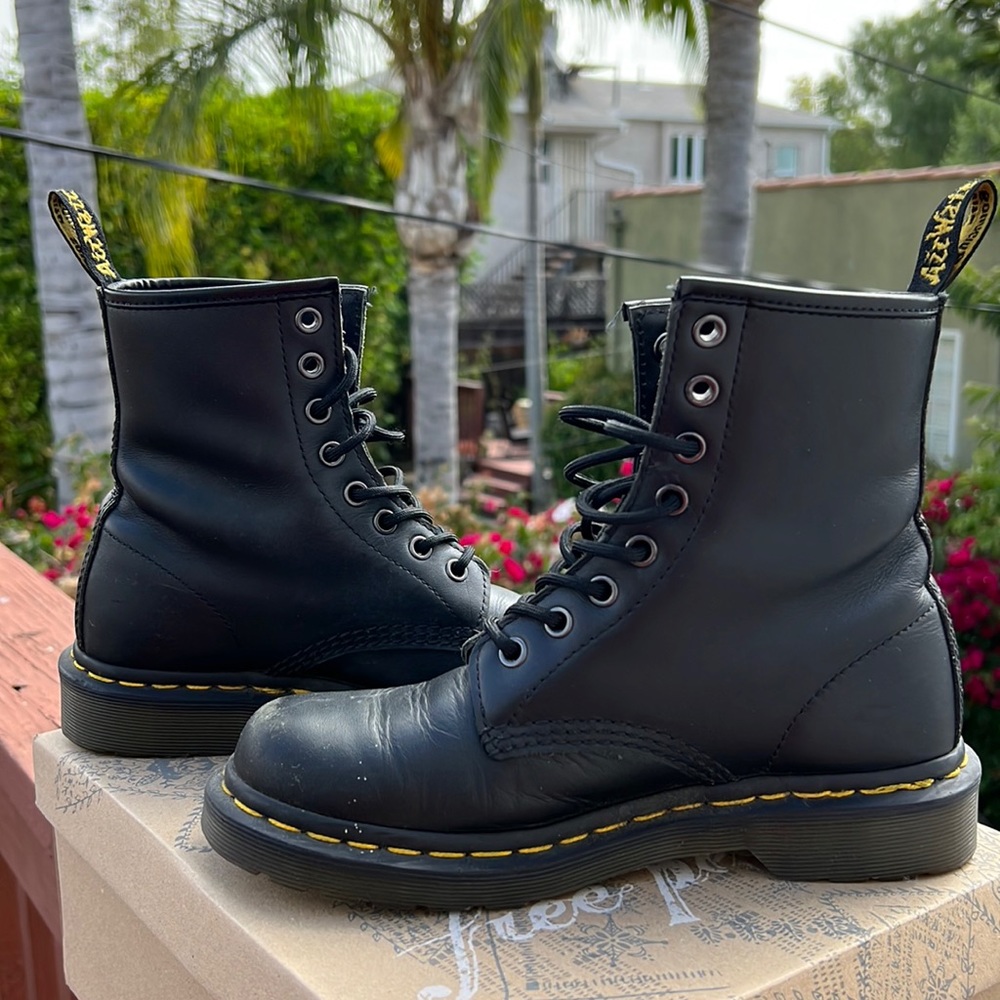 Dr. Martens Classic Combat Boot